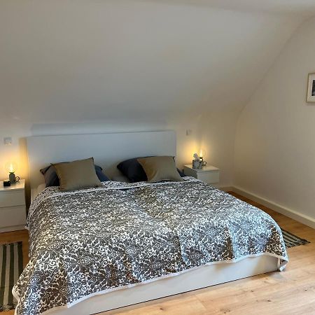 Gemuetliche, Ruhige Wohnung Kindsbach Bagian luar foto
