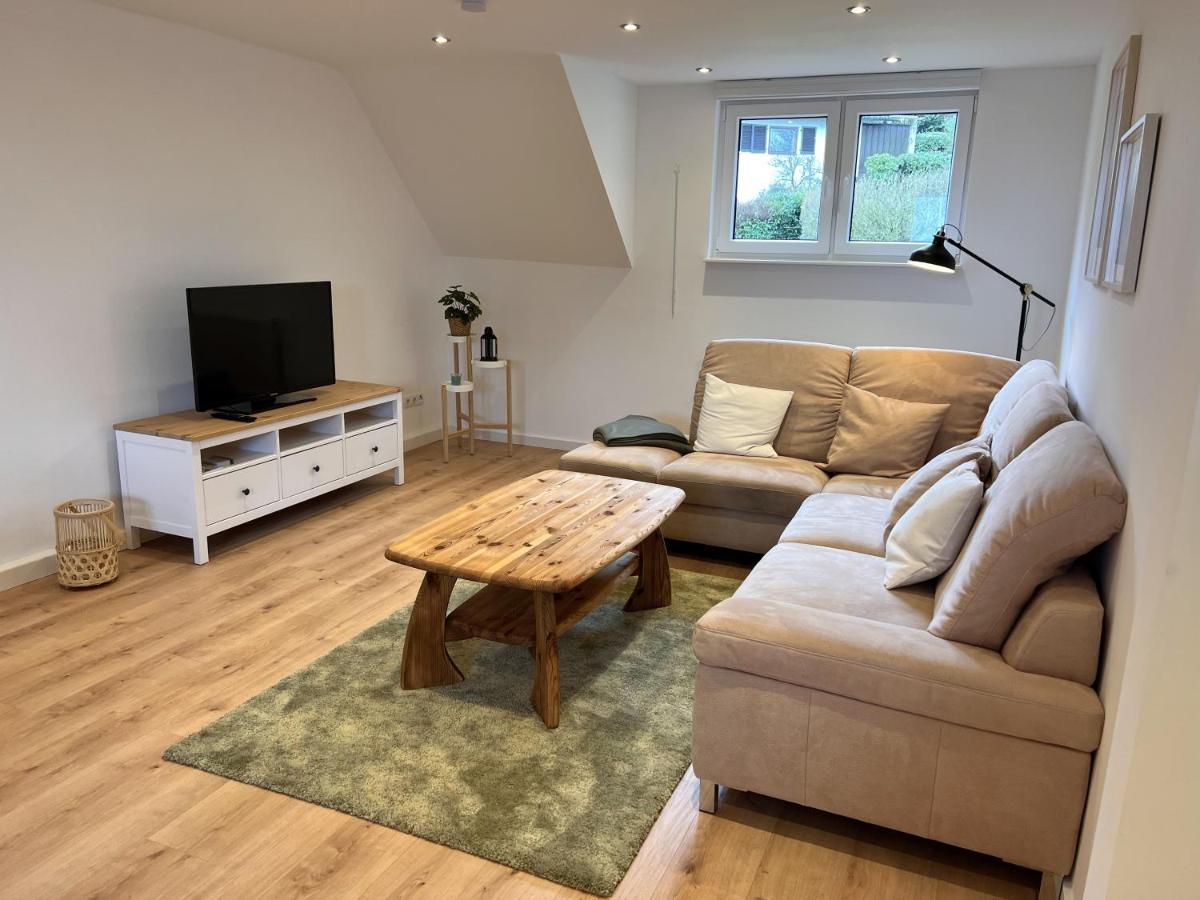 Gemuetliche, Ruhige Wohnung Kindsbach Bagian luar foto
