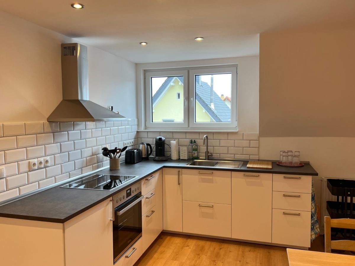 Gemuetliche, Ruhige Wohnung Kindsbach Bagian luar foto