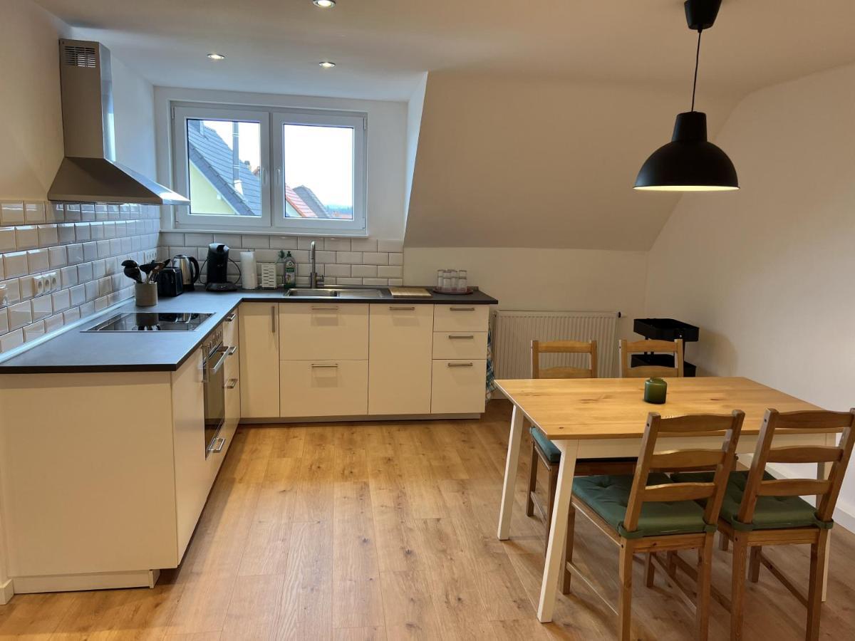 Gemuetliche, Ruhige Wohnung Kindsbach Bagian luar foto